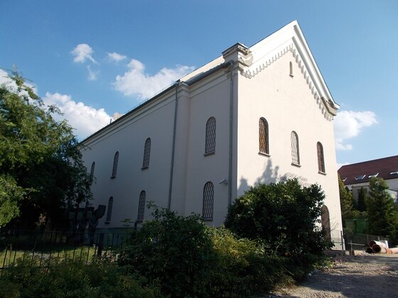 The former synagogue, exhibition hall